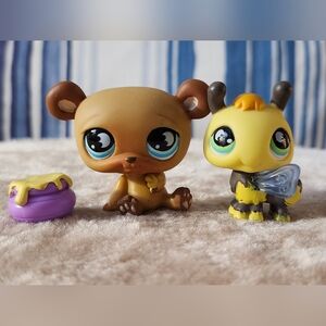Littlest Pet Shop Teddy Bear And Honeybee